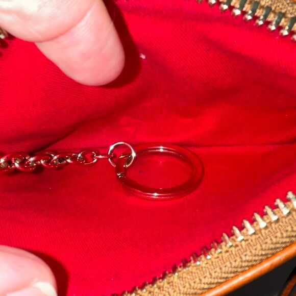 Dooney & Bourke Women's Red Brown Pebble Grain Leather Wristlet Clutch Handbag - Picture 7 of 9